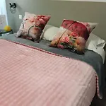 Ria View בית הארחה 4*